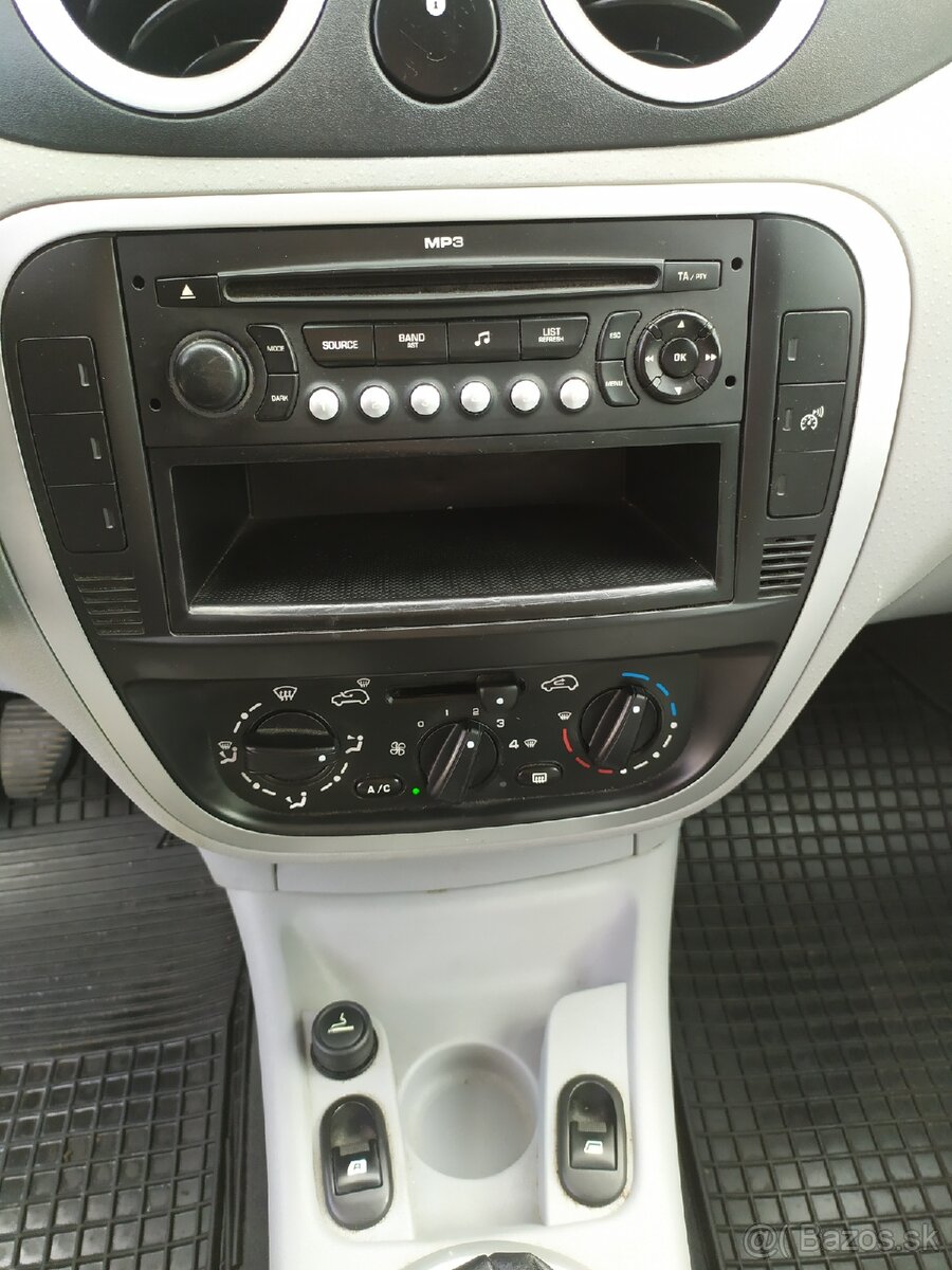 Citroen C3 1.4/54Kw .. naj 130-Tisickm - 9