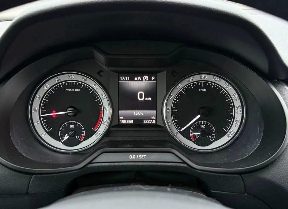 Škoda Octavia Combi 1.6 TDI 115k Ambition DSG - 9