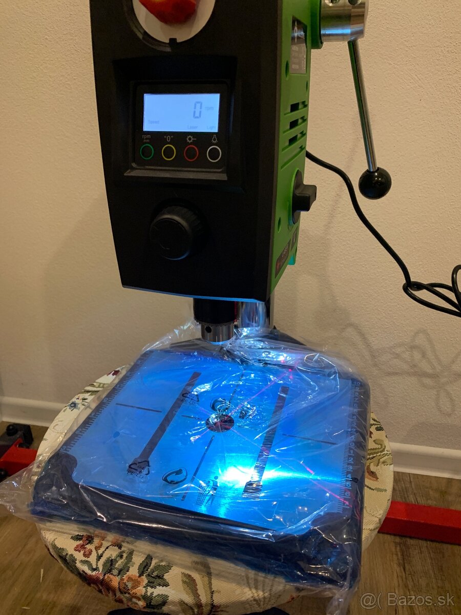 Stojanová vŕtačka 800W - 9