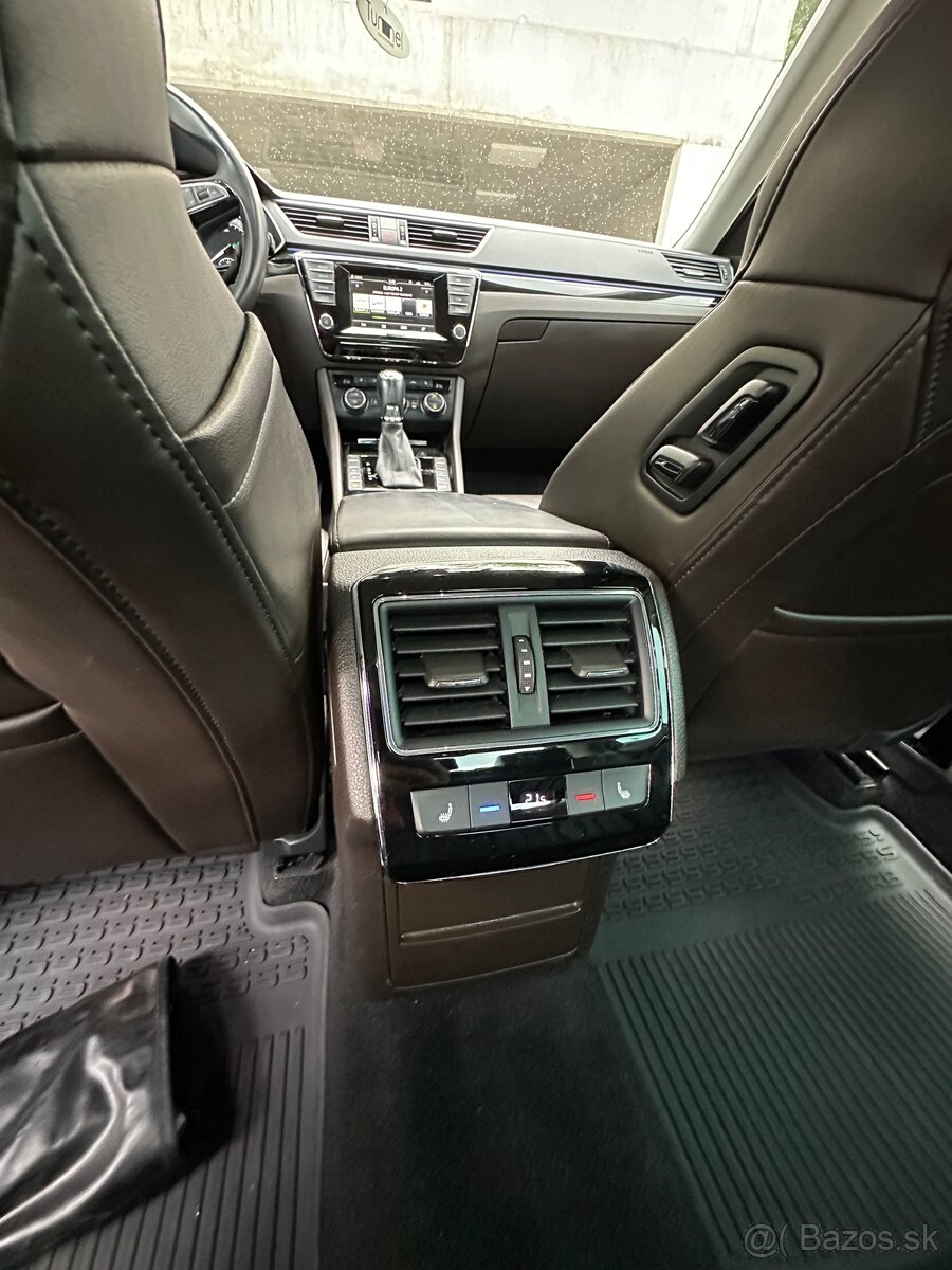 Škoda superb 3 L&K 140kw 4x4 - 9
