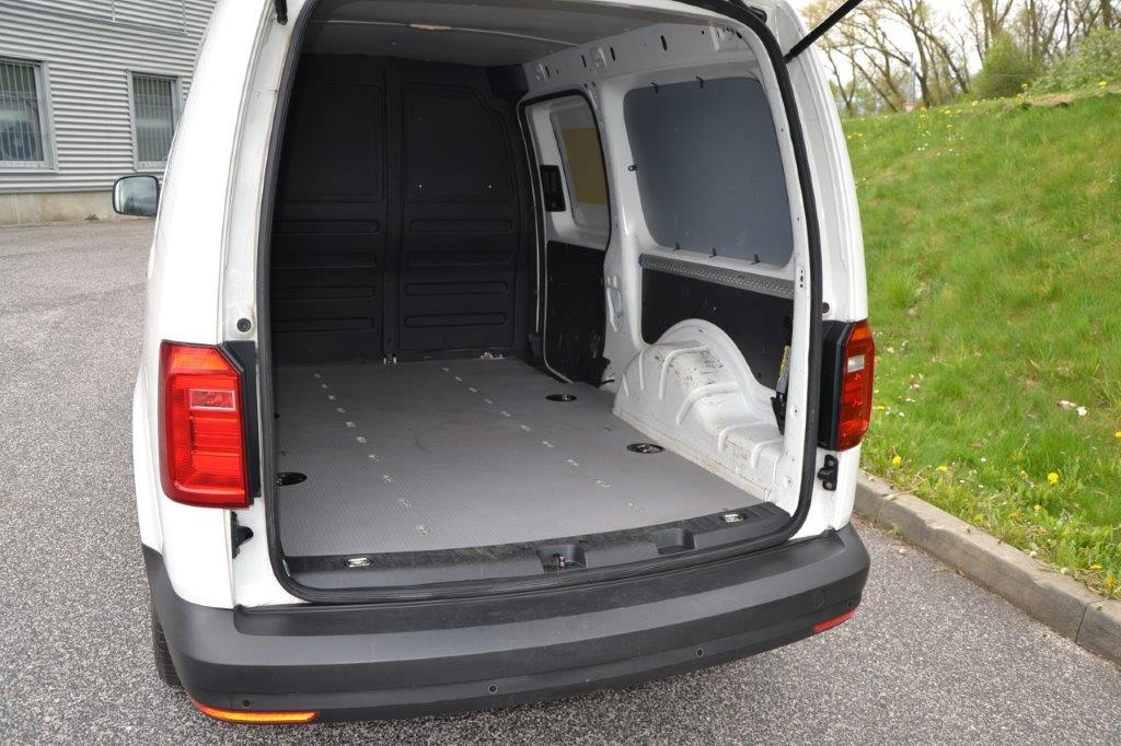 VW Caddy Maxi 2,0 Tdi 75kW - 9