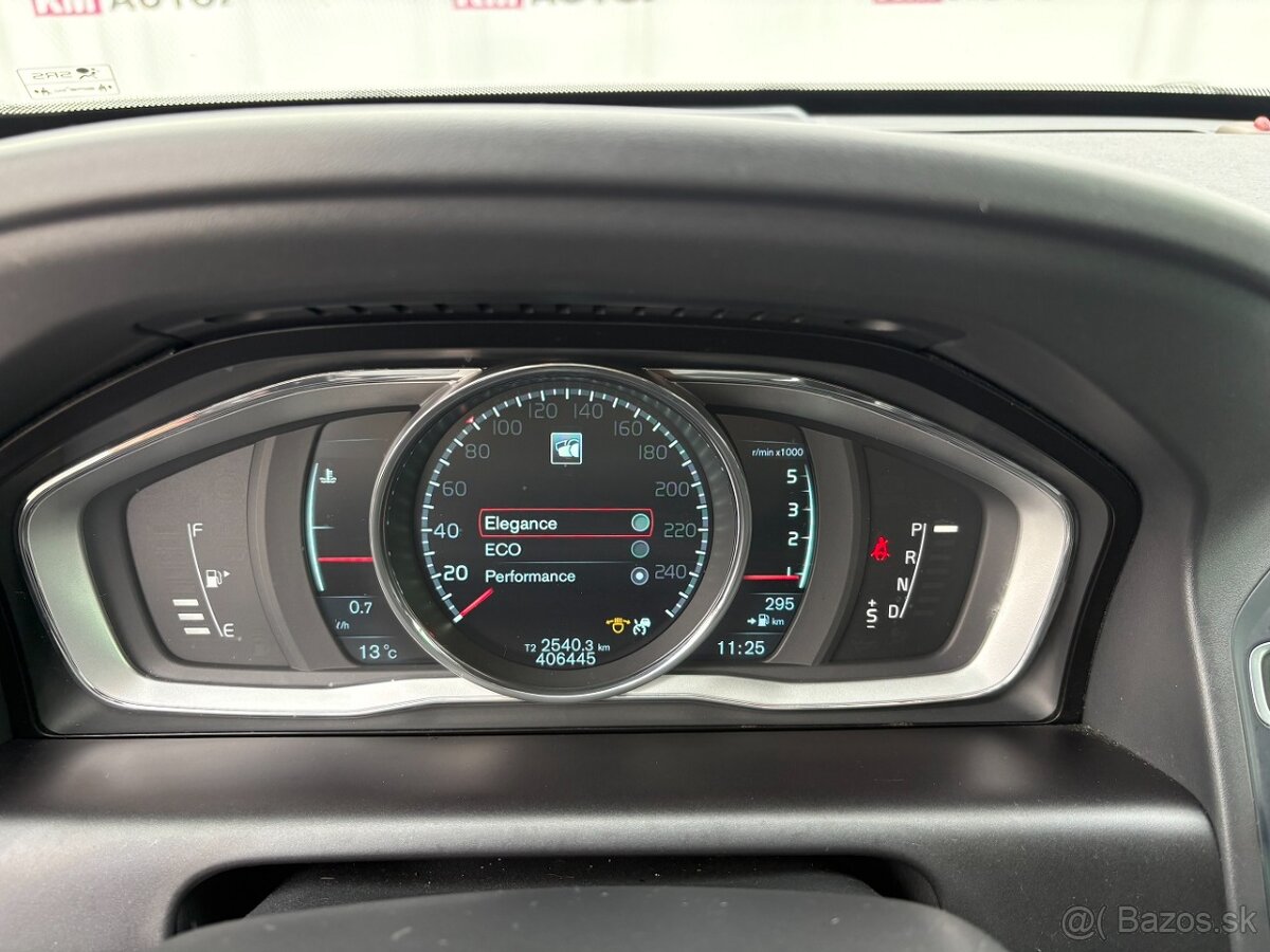 Volvo XC60 D4 AWD 2.4L Summum - 9