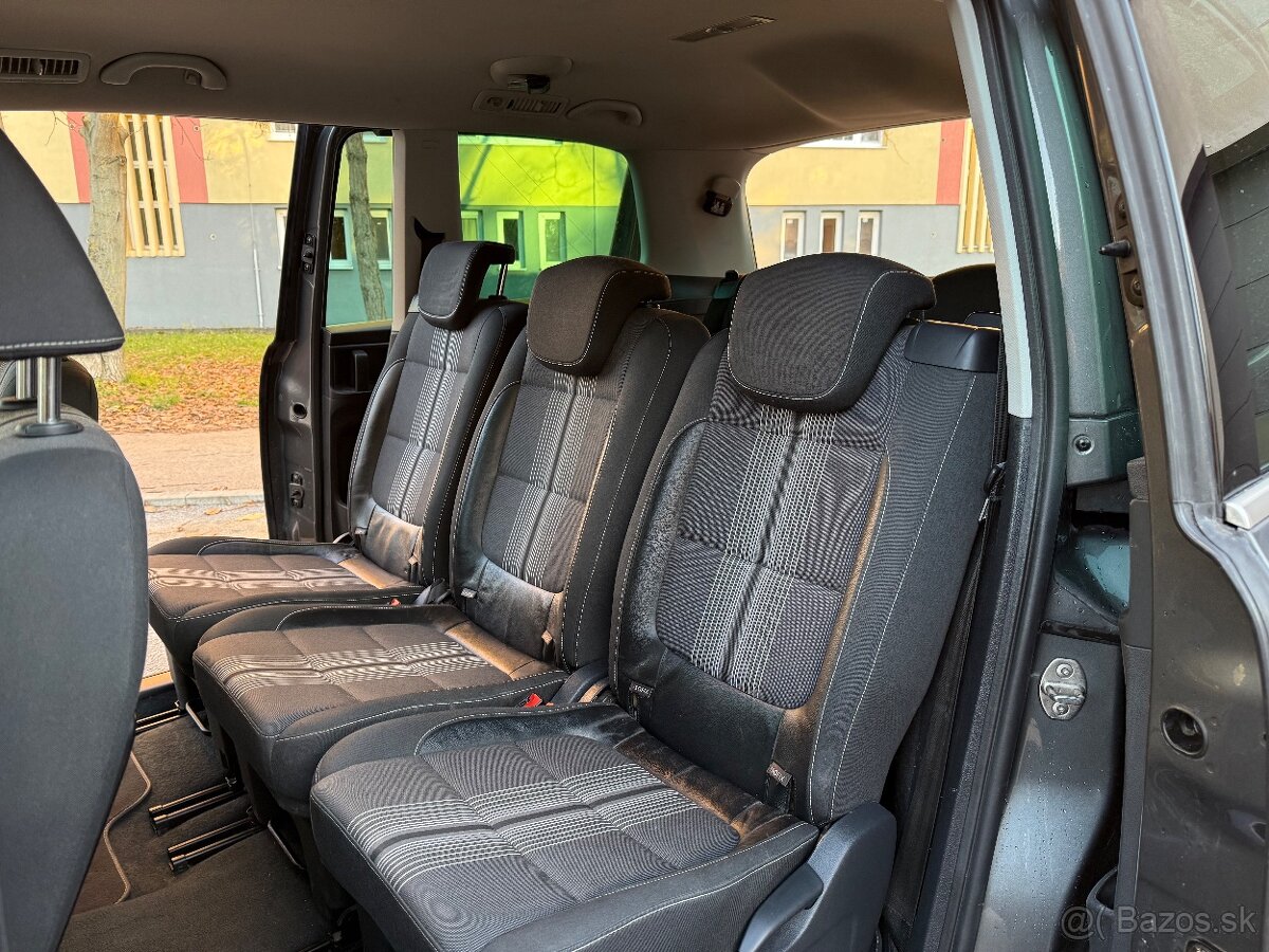 Volkswagen Sharan 2.0 TDI MATCH - 9