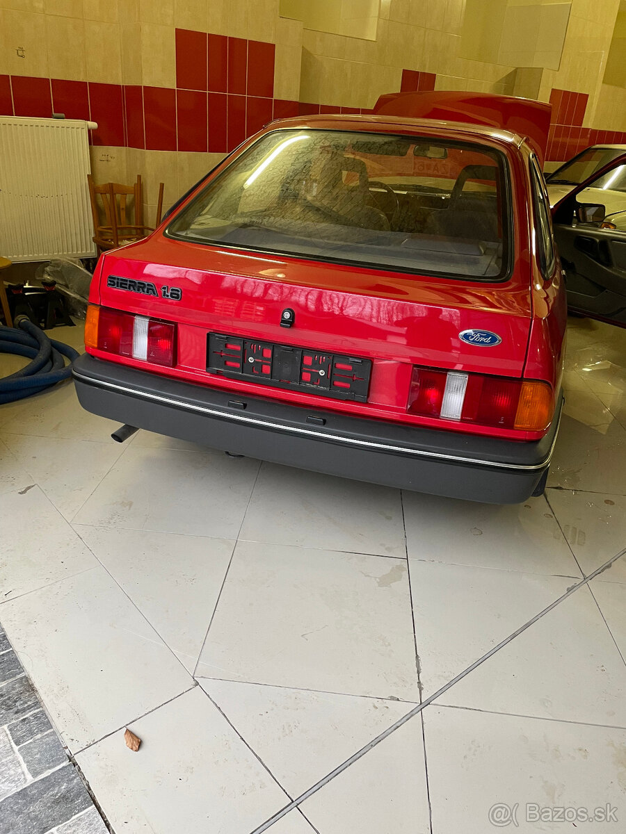 Ford SIERRA 1600 - 9