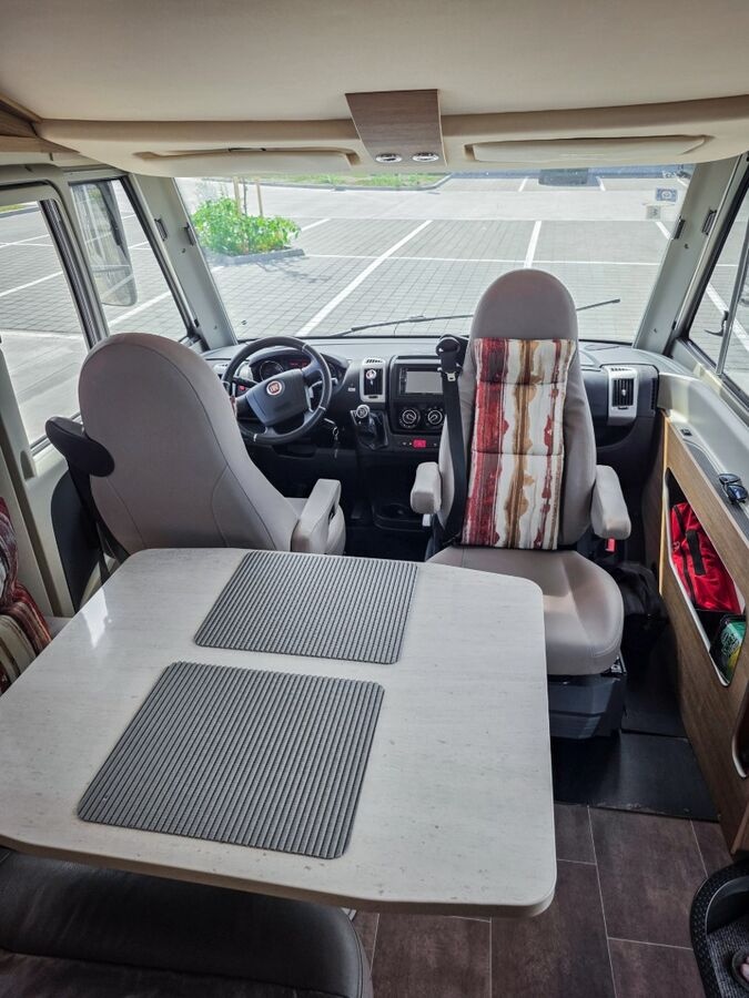 Bürstner Viseo I 690 karavan - 9