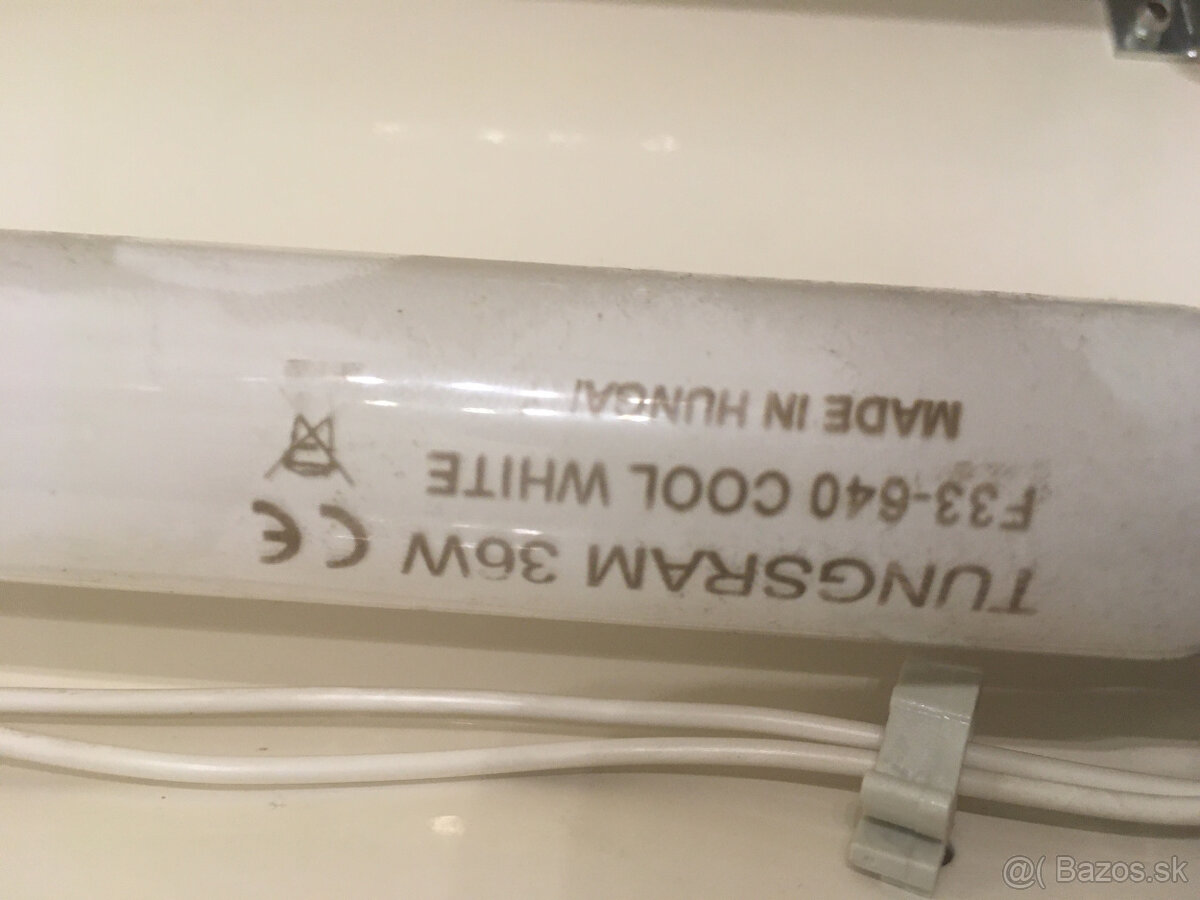 Neonove svietidlo - dvojtrubicovy,137x30x8 cm, pouzivane - 9