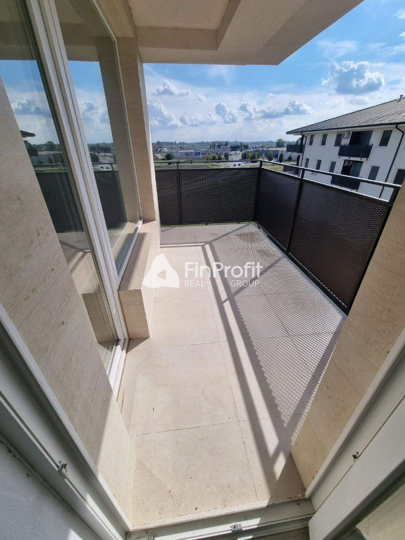 Skolaudované 3i byty v tehlovej novostavbe. - 9