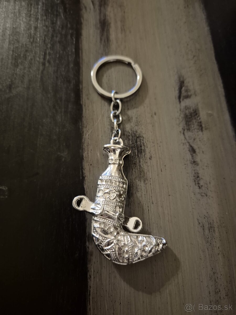 9ks - Kľúčenky rôzne druhy - 9