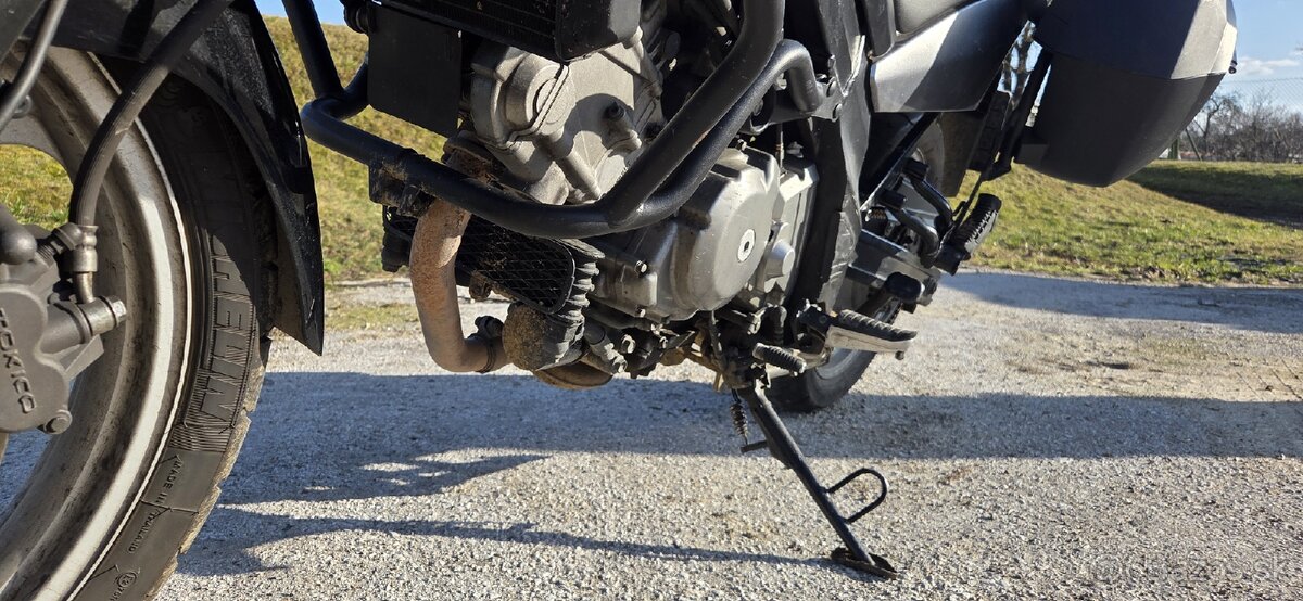 Suzuki V- Strom DL-650; r.v.2010 - 9