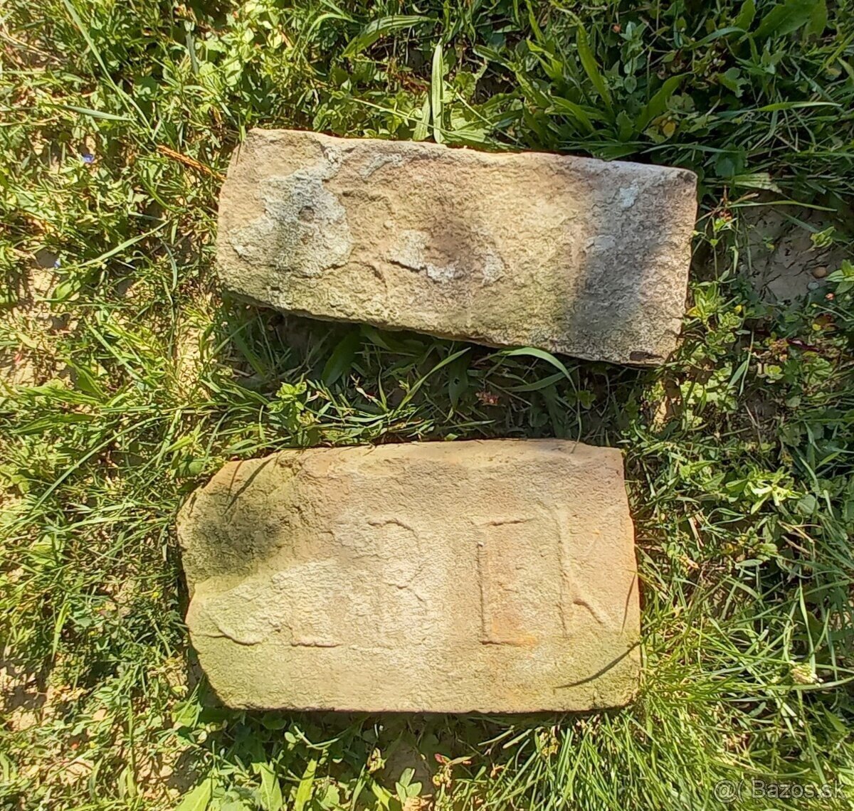 staré značené tehly - 9