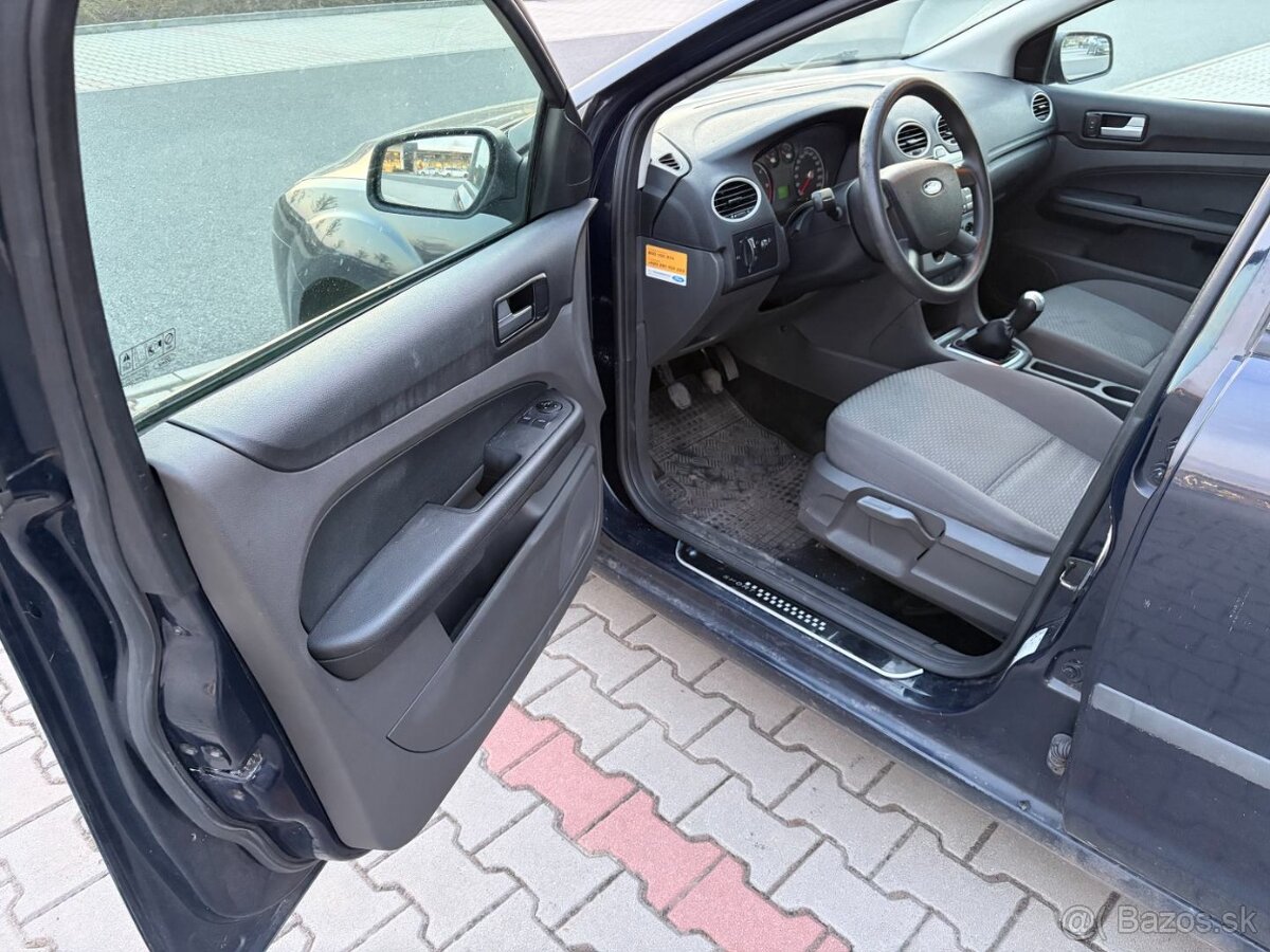Ford Focus 1.8 TDCi 85kw ČR TZ - 9