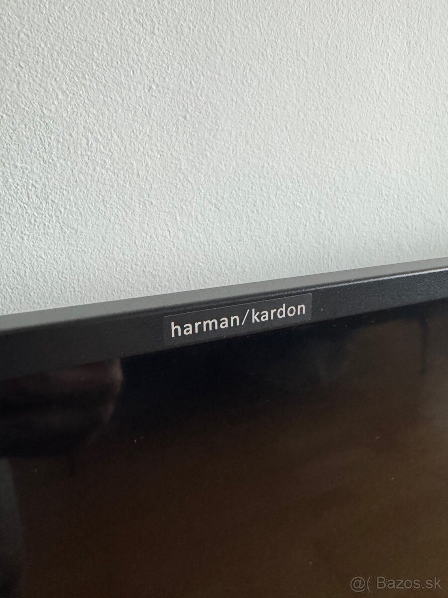 Televisor. 70" Sharp 70CL5EA - 9