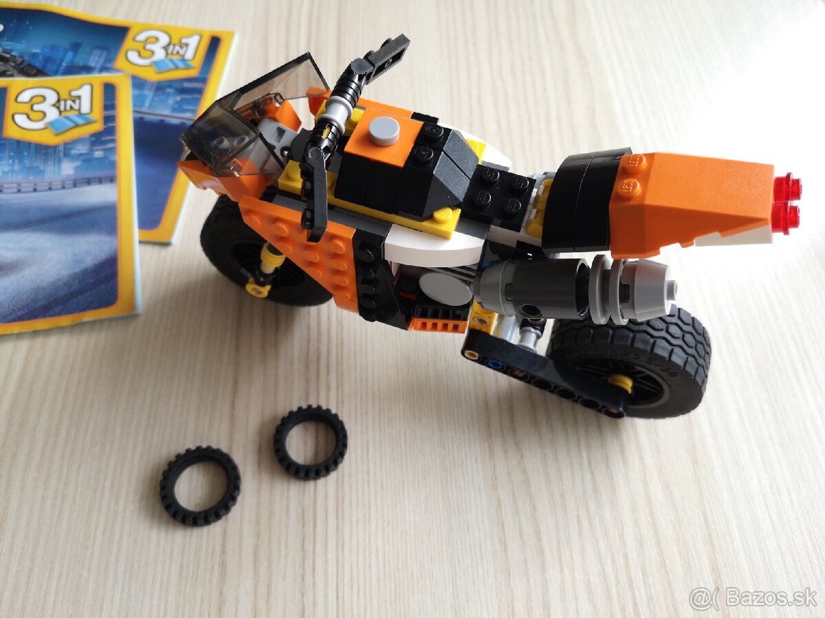 Lego Creator 3v1 31059 Cestná motorka - 9