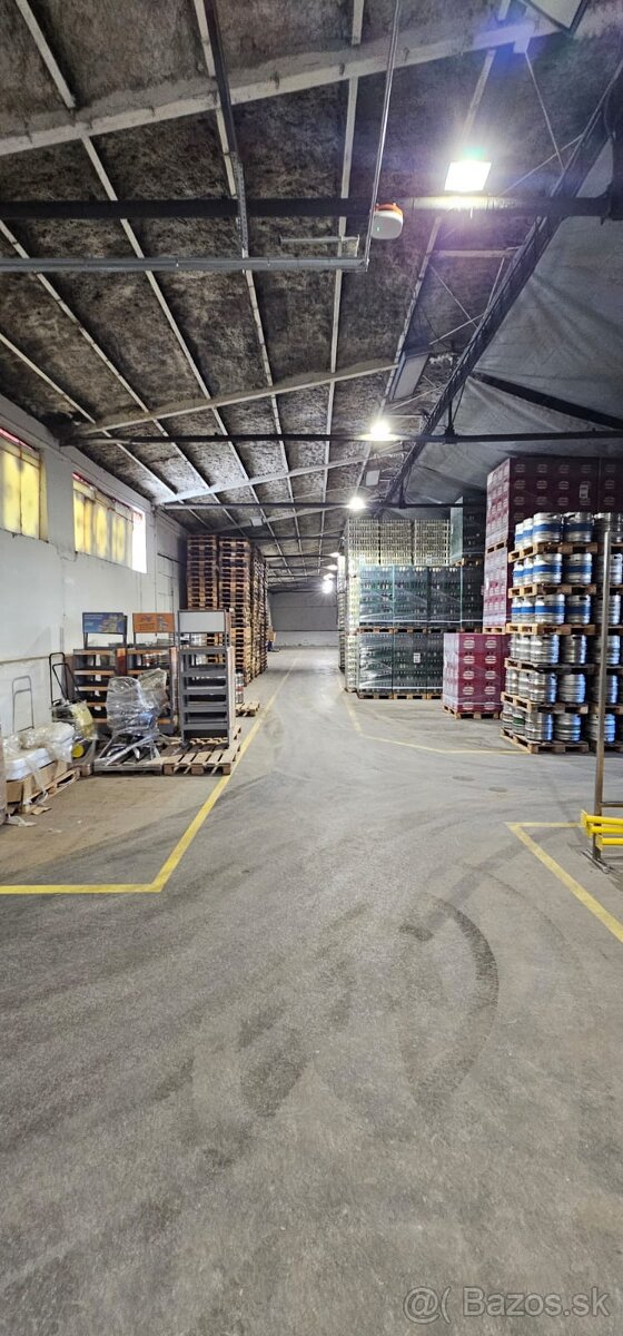 Skladové priestory na prenájom 2 x 635 m2 - 9