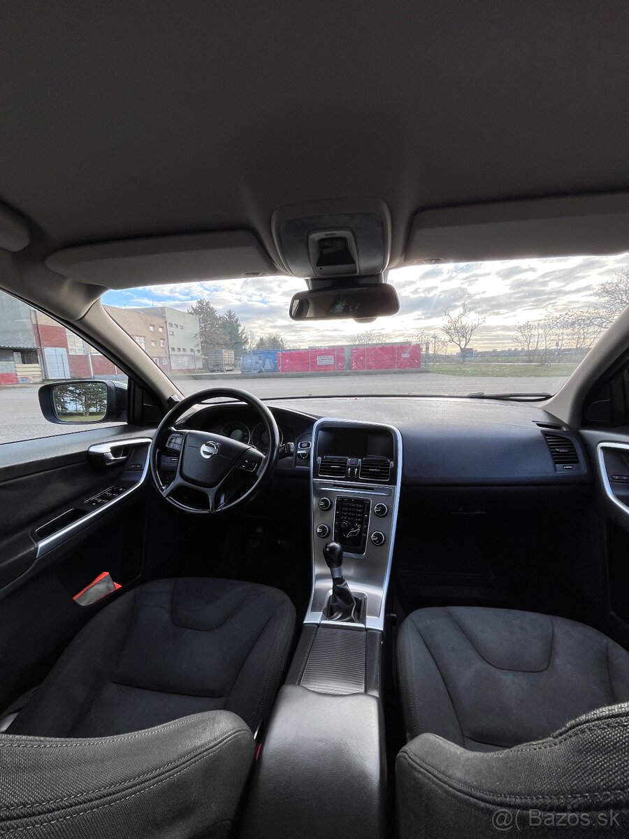 Volvo XC60 e-drive 2011 - 9