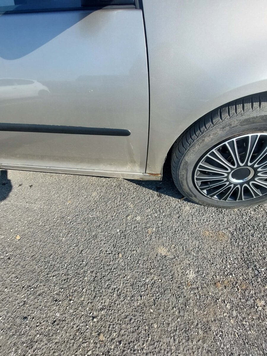 VW Golf 5 1.4 55kw - 9