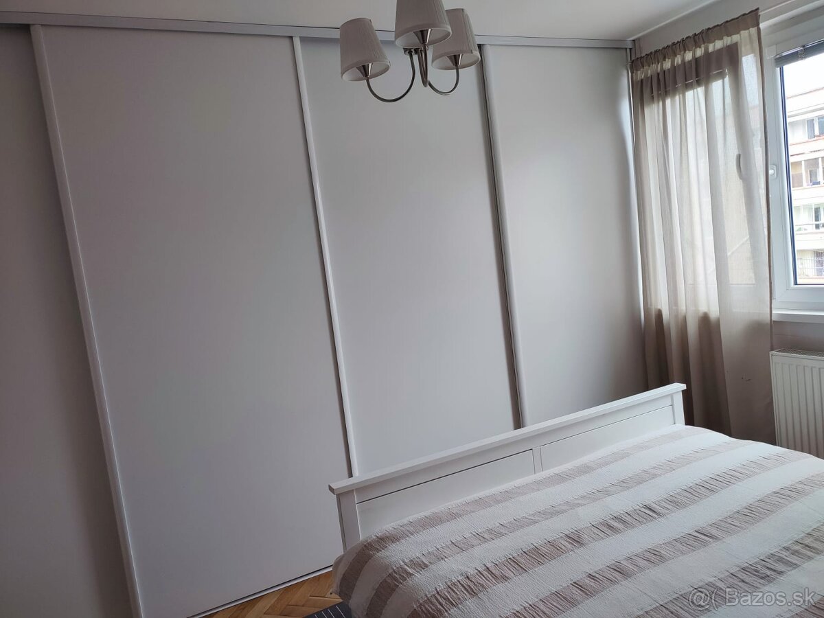 Prenájom 3 izb. bytu - 9