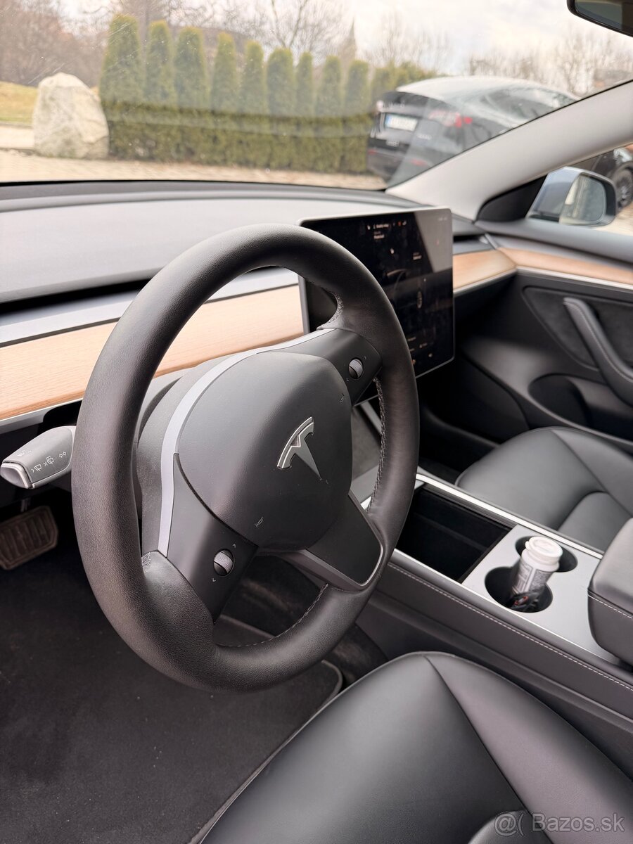 Tesla Model 3 RWD | 2022 | TOP stav - 9