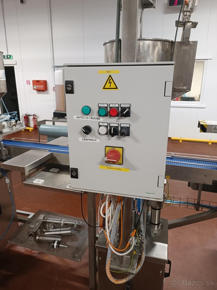 plnička a uzatváračka - 9