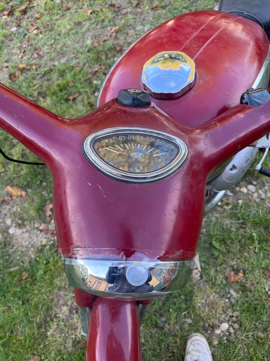 Predam Jawa 350/360 panelka r.v 1970 - 9