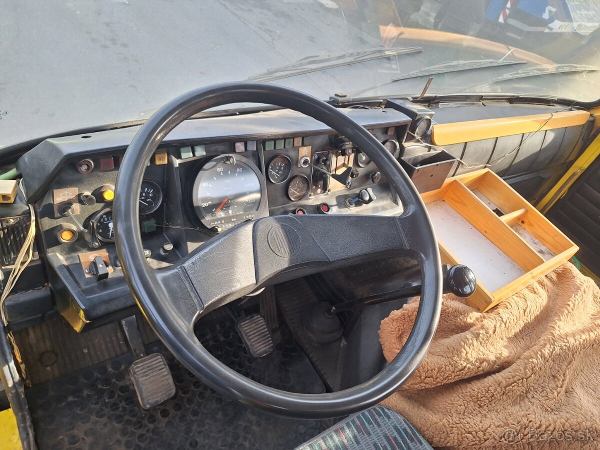 TATRA T 815 AD 20 6X6 - 9