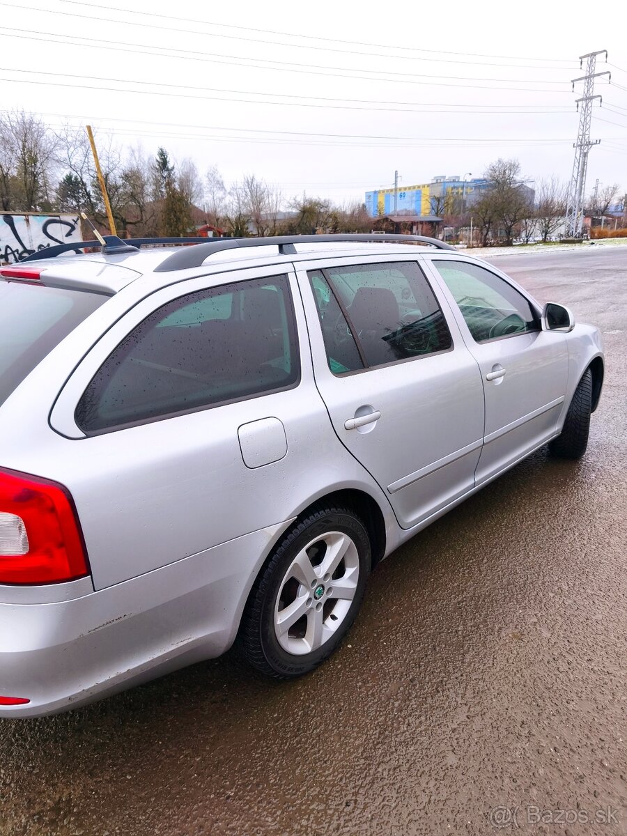 Škoda Octavia combi 2.0TDI - 9