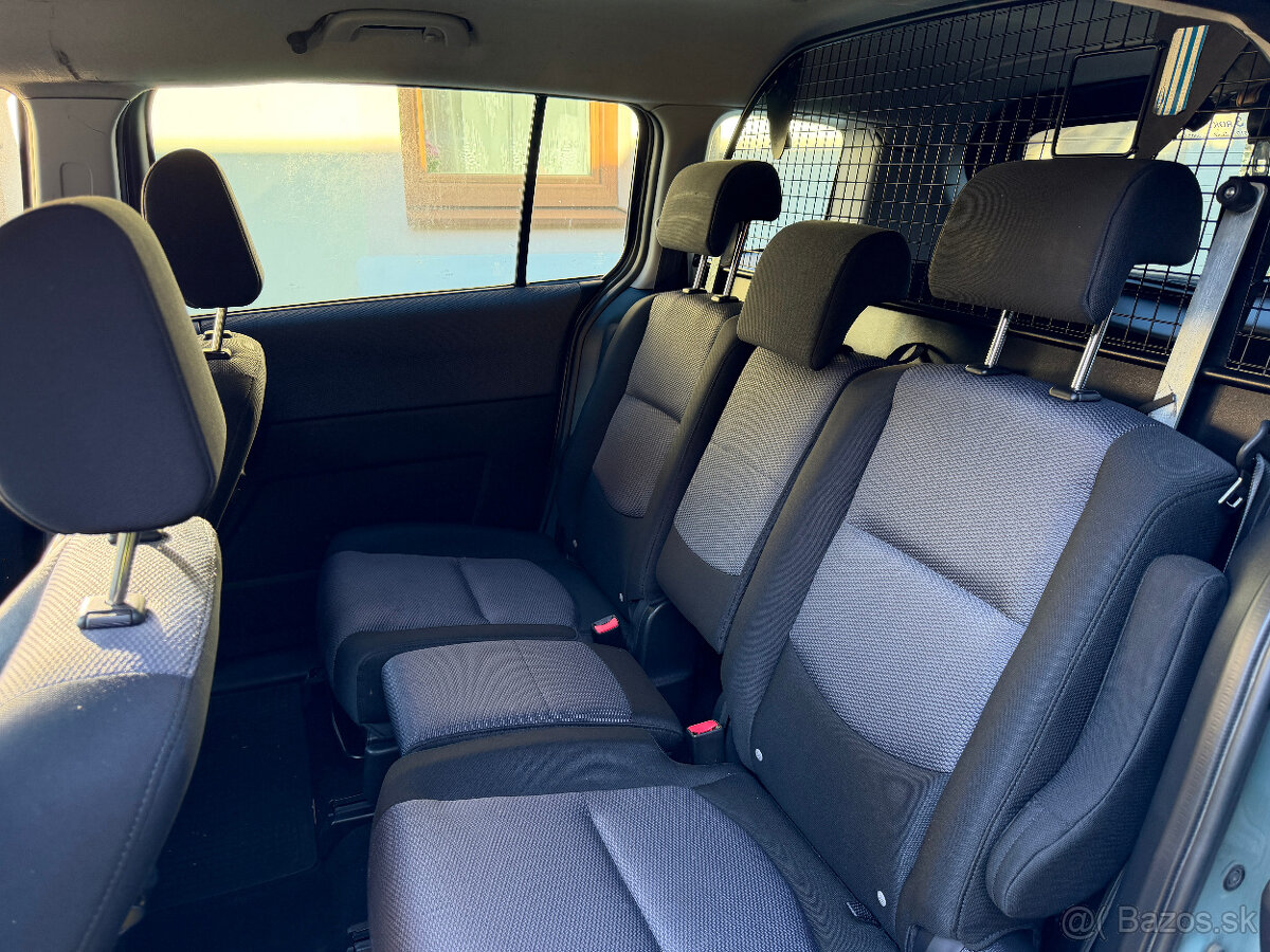Mazda 5, r.v. 2007 - 9