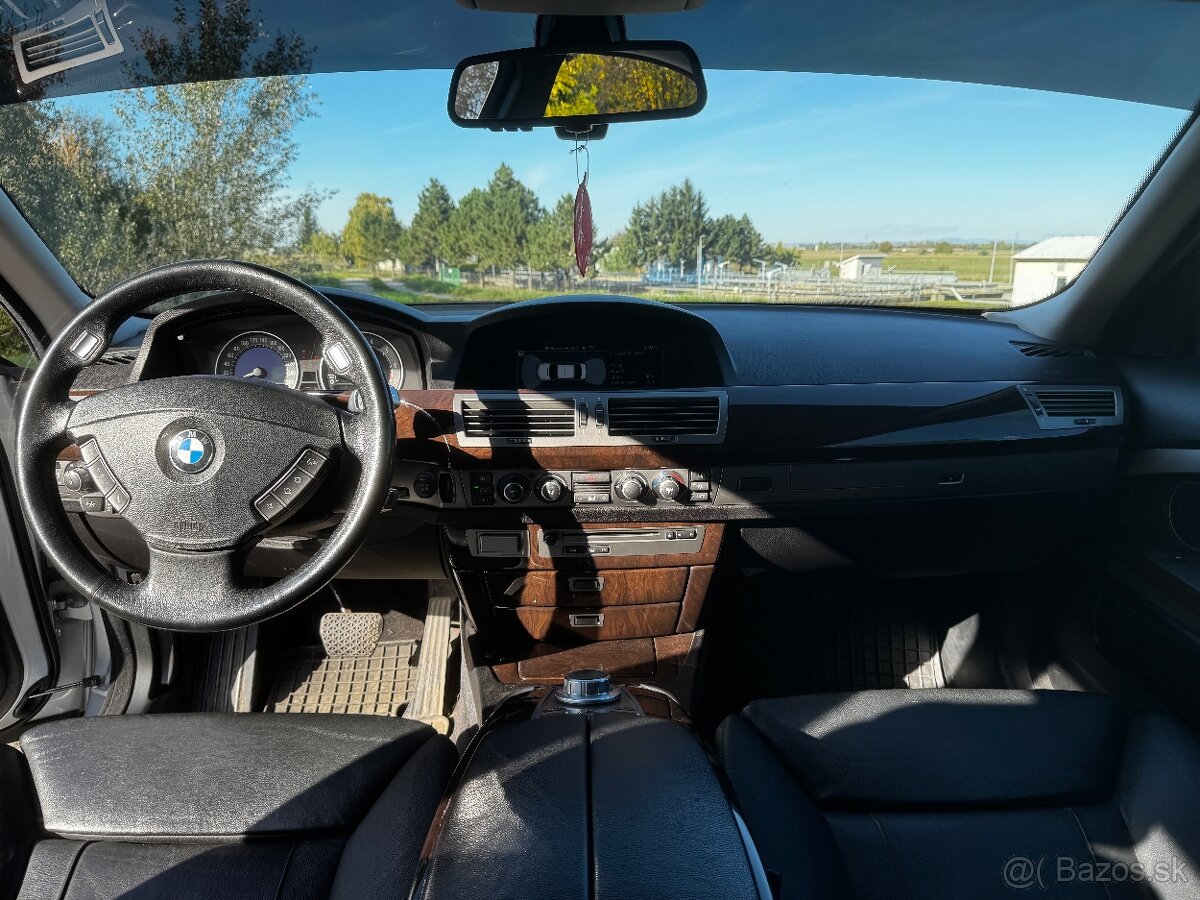 BMW 750i E65 270kW - 9