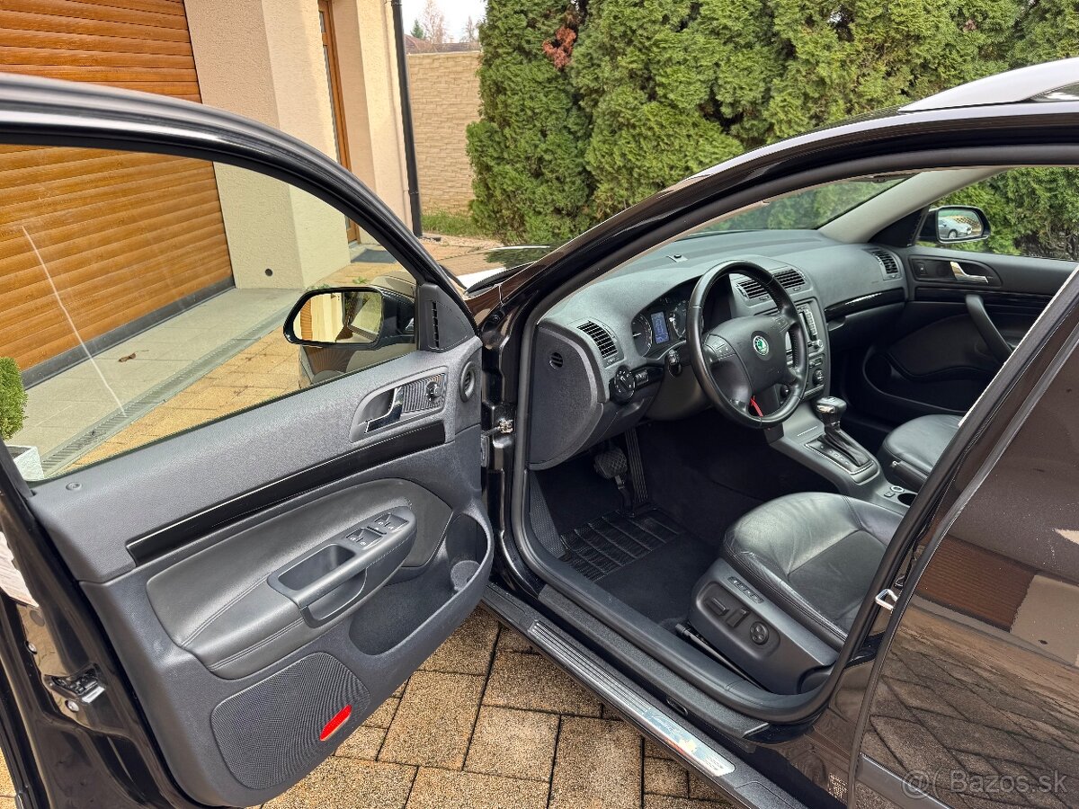 Skoda Octavia COMBI 2.0Tdi 103kw L&K DSG+Xenon+Navi+Tažne - 9