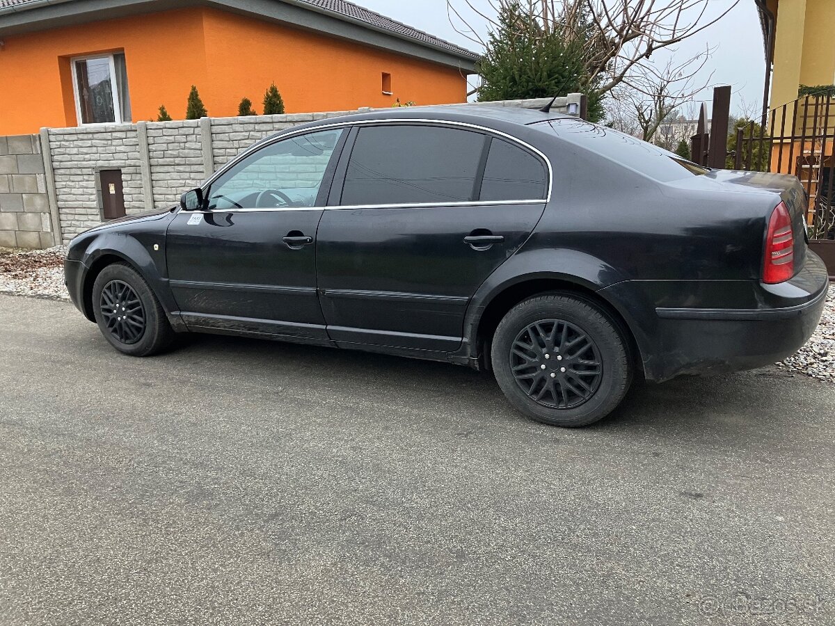 Škoda Super B 1.9tdi Automat - 9