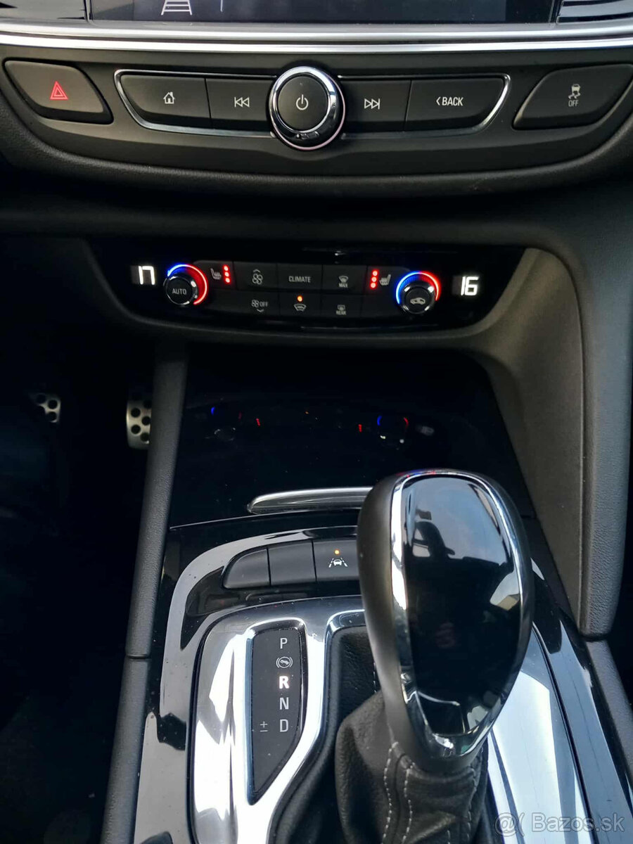 Opel Insignia 2.0Cdti Ultimate 4x4 Automat r.v.2021 Kúp.SR - 9