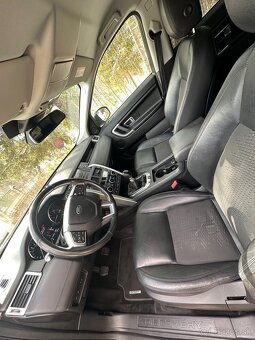 Land Rover Discovery sport 2.2D 110kw TD4 4x4 6-manuál - 9