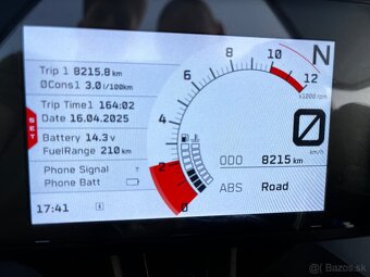 KTM RC 125 - 9
