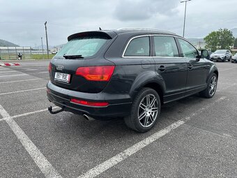 Audi Q7 - 9
