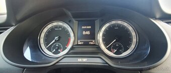 Škoda Octávia 2.0 TDI DSG Style 110KW / r.v. 2020 / - 9