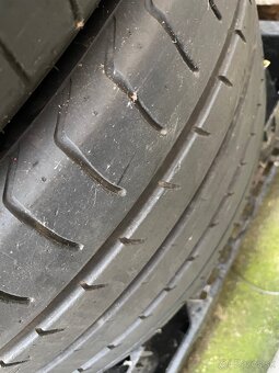 Yokohama 285/40 R21 letné - 9