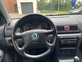 Škoda Octavia 1.6 Benzin 2008 - 9