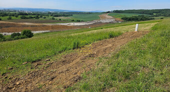 ✳️ Na predaj pozemok určený na stavbu domu – Fintice. - 9