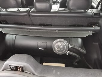 Jeep cherokee 3,7i V6 lpg, 2x - 9