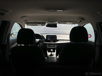 Hyundai i30 1.4i Comfort - 9