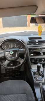 Predam škoda octavia 2 facelift - 9