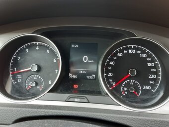 Predam vw golf 1,2 TSI 81 kw 52 000 km 2016 - 9