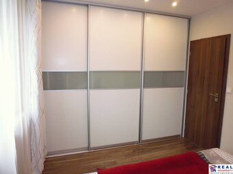 TOP ZREKONŠTRUOVANÝ+ ZARIAD. 5-izb. byt 95 m2+ loggia, vlast - 9