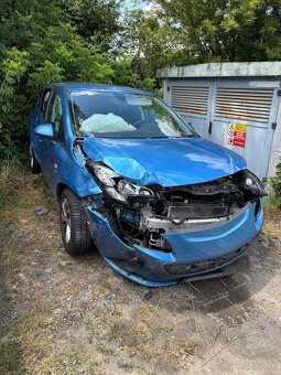 Opel Corsa na súčiastky - 9