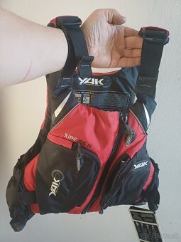 pádla, vesty, prilby a iné príslušenstvo - 9