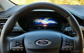 Predám  Ford Kuga 2.5 Duratec HEV 190k Titanium eCVT - 9