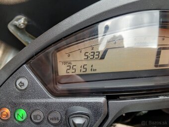 Honda VFR 800 Crossruner - 9