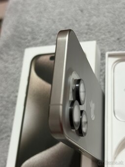 Predám Apple iPhone 15 PRO 128GB Natural Titán Stav Nového - 9