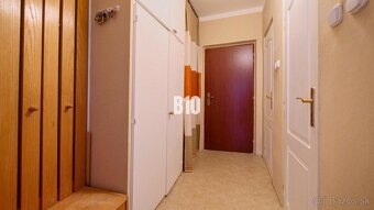 NA PREDAJ 3 Izbový slnečný byt vo vyhľadávanej lokalite - 9