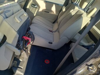 Predám renault grand scenic - 9